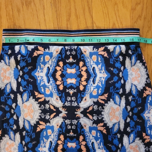 Anthro Moth Antica Sweater Skirt, Size L - Picture 9 of 10